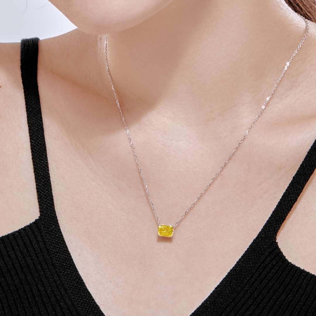 [Echo Fine ]Luxurious Square Shape Colorful Necalack