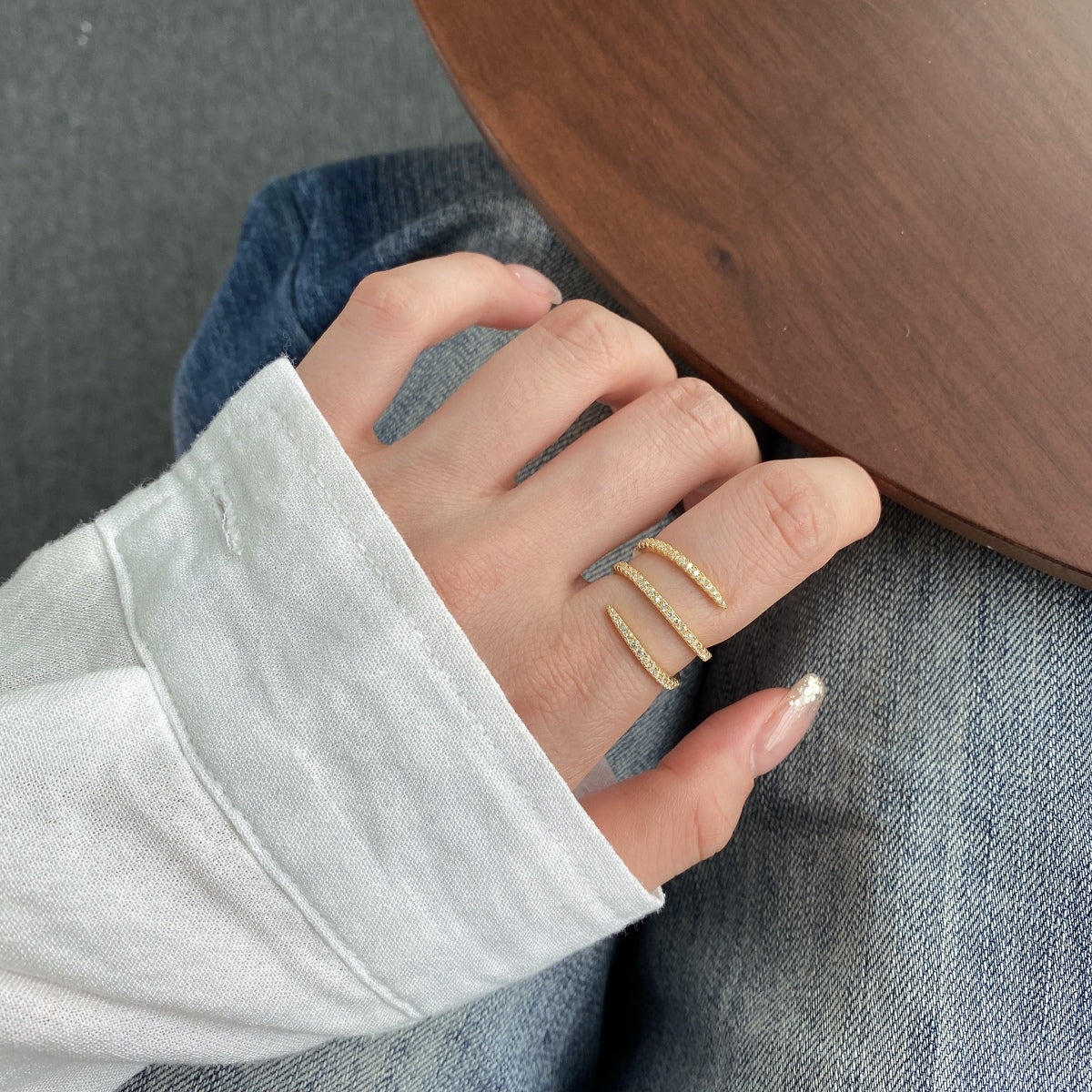 [Echo Fine ]Unique Vibrant Entangle Daily Ring