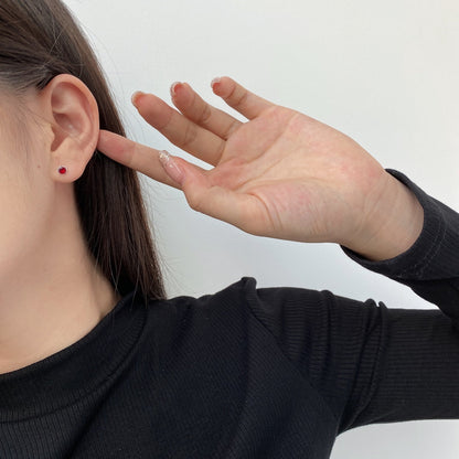 [Echo Fine ]Sparkling Colorful Round Shape Earrings