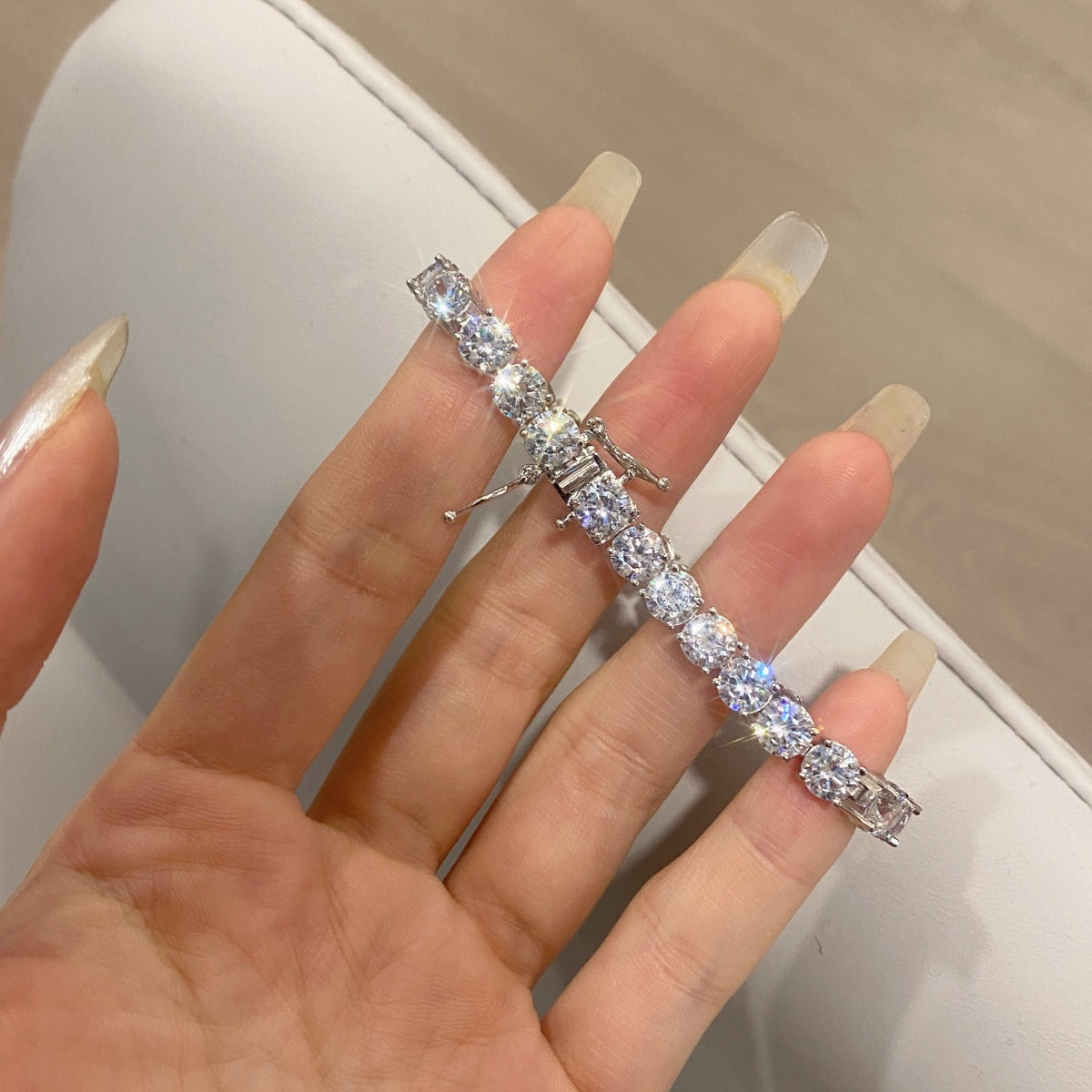 [Echo Fine ]Ornate Sparkling Round Cut Wedding Bracelet