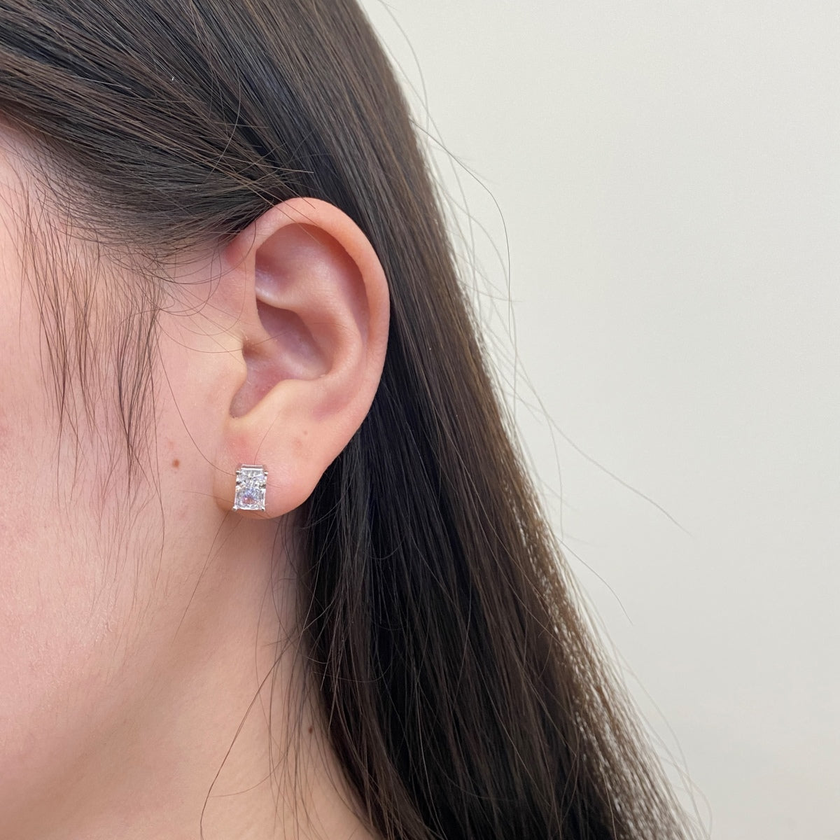[Echo Fine ]Radiant Luxurious Princess Cut Daily Earrings