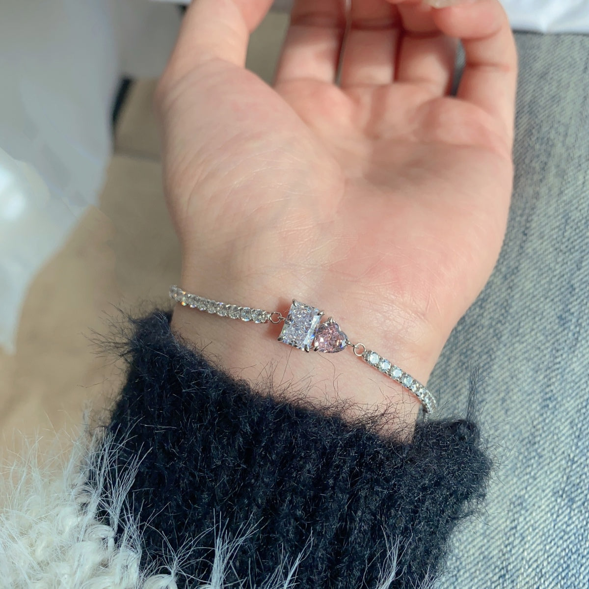 [Echo Fine ]Dazzling Unique Multi Shape Lover Bracelet