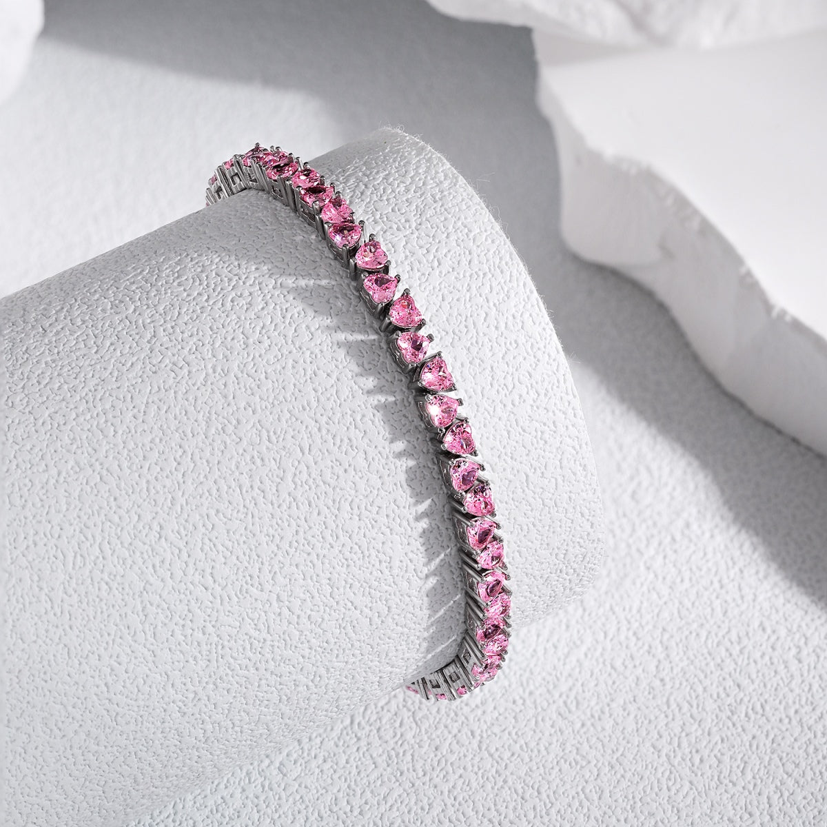 [Echo Fine ]Dazzling Romantic Heart Shape Lover Bracelet