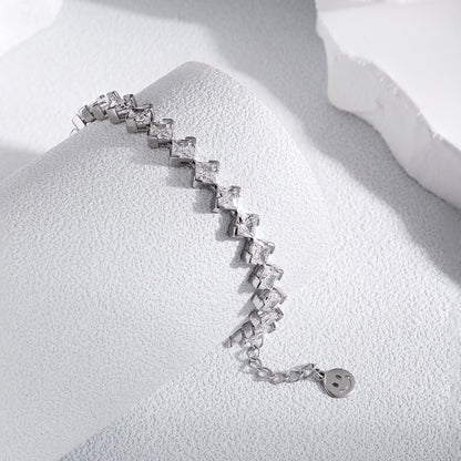 [Echo Fine ]0.5 Carat Ornate Princess Cut Daily Bracelet