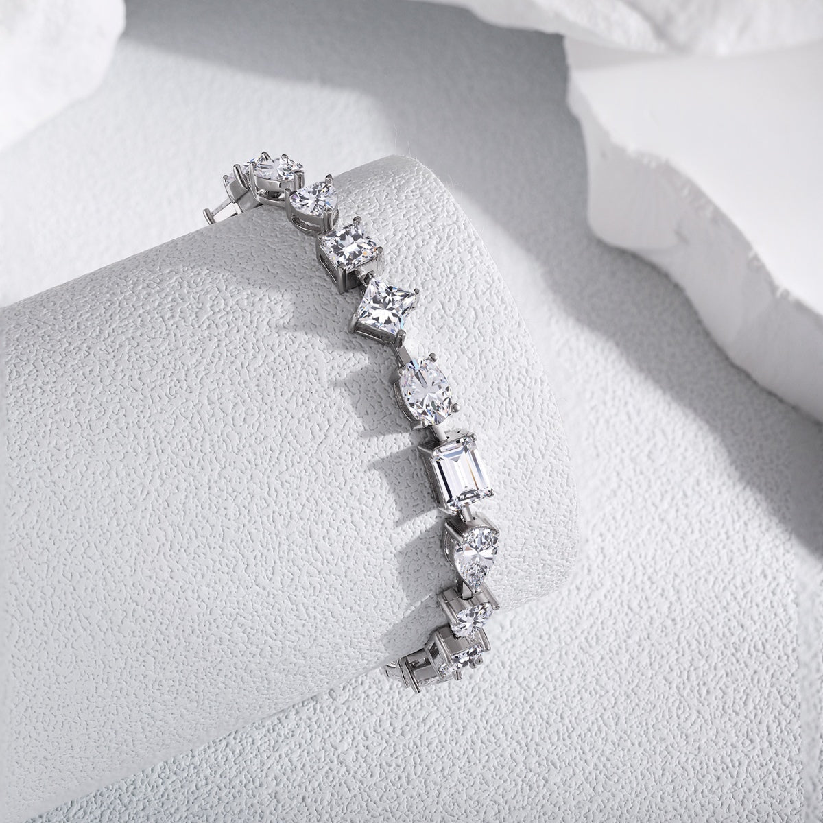 [Echo Fine ]Unique Exquisite Multi Cut Daily Bracelet