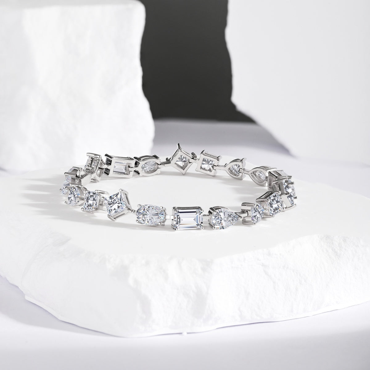 [Echo Fine ]Unique Exquisite Multi Cut Daily Bracelet