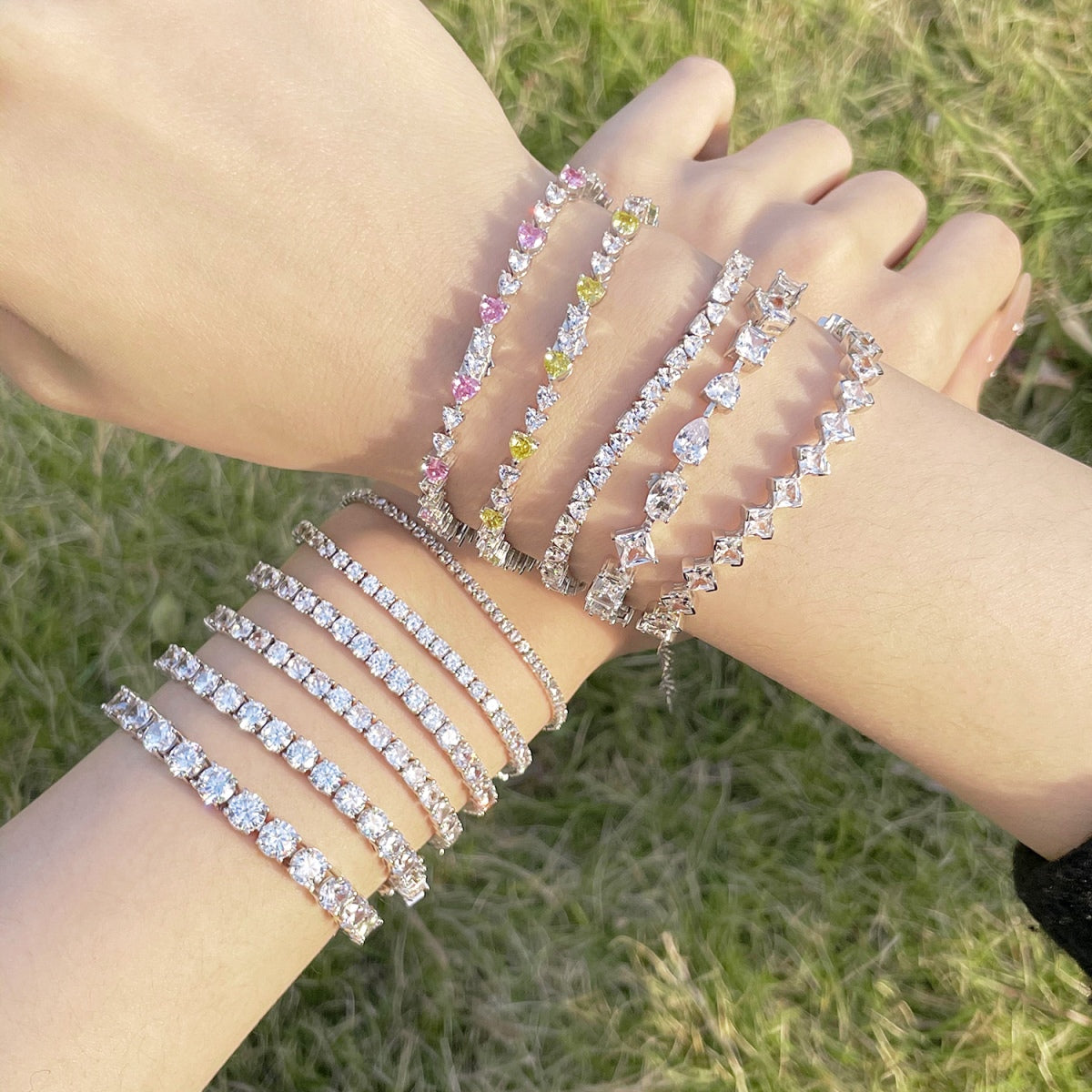 [Echo Fine ]Luxurious Ornate Round Cut Tennis Bracelet