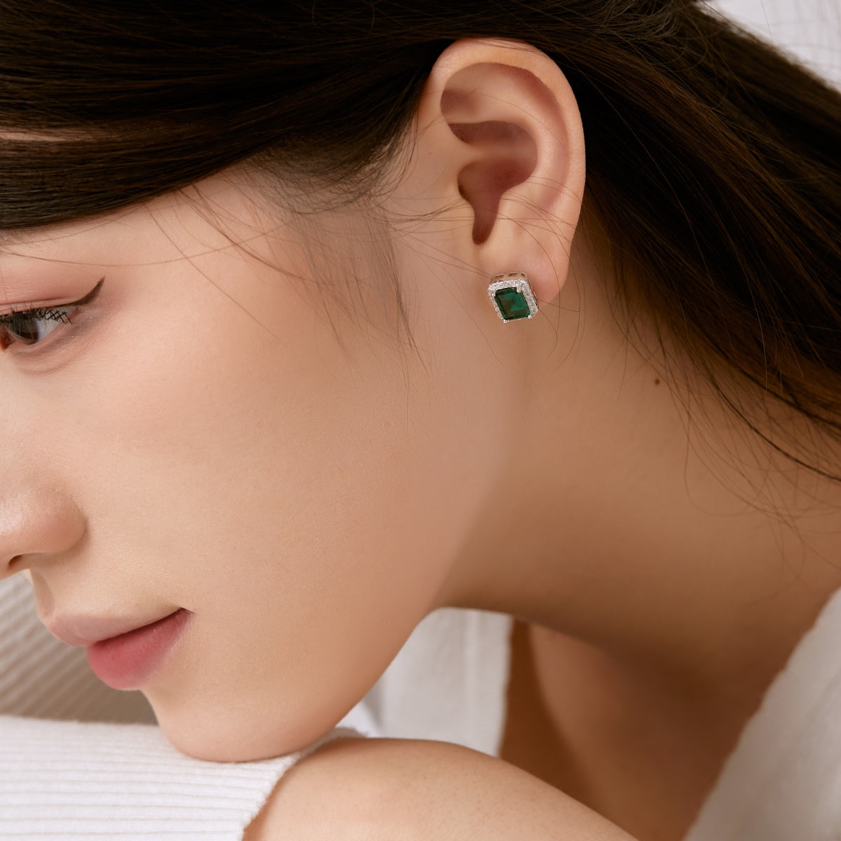 [Echo Fine ]Luxurious Dainty Emerald Cut Banquet Earrings