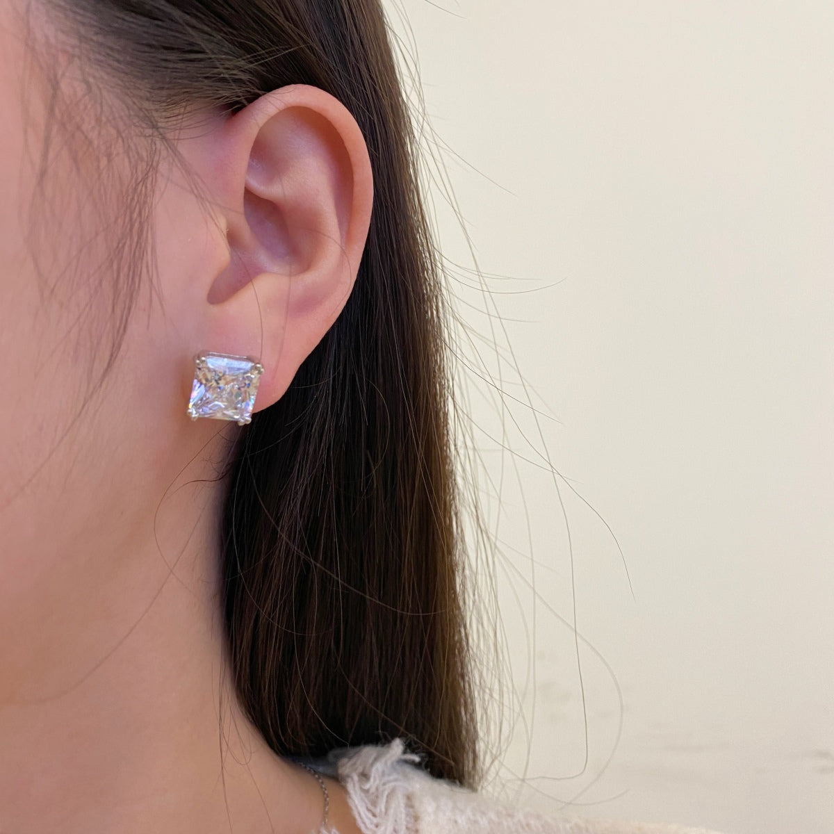 [Echo Fine ]Delicate Square Shape Earrings