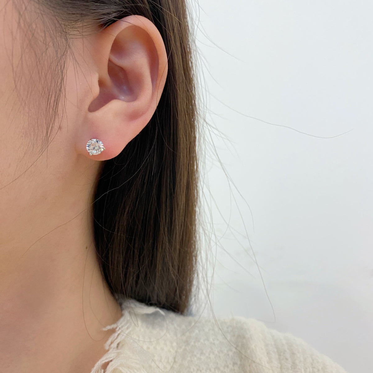 [Echo Fine ]Dainty Round Shape Earrings