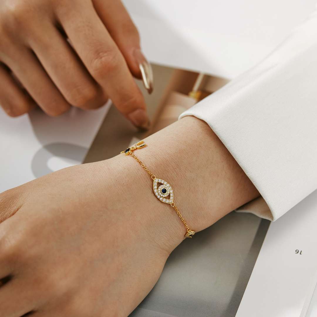 [Echo Fine ]Dainty Eye Shape Necklace