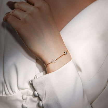 [Echo Fine ]Gost Shape & Round Shape Necklace
