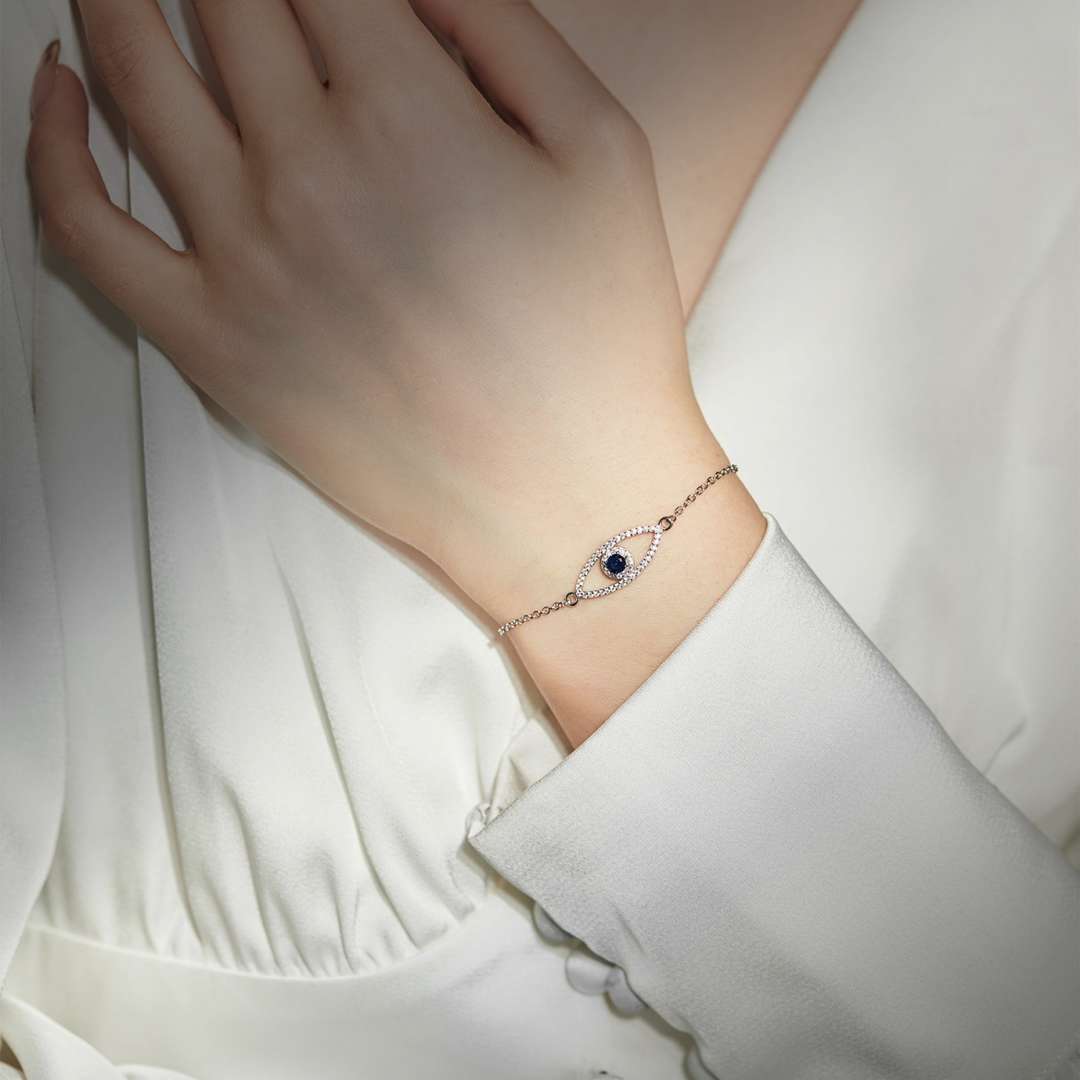 [Echo Fine ]Devil's Eye Hollow Design Bracelet
