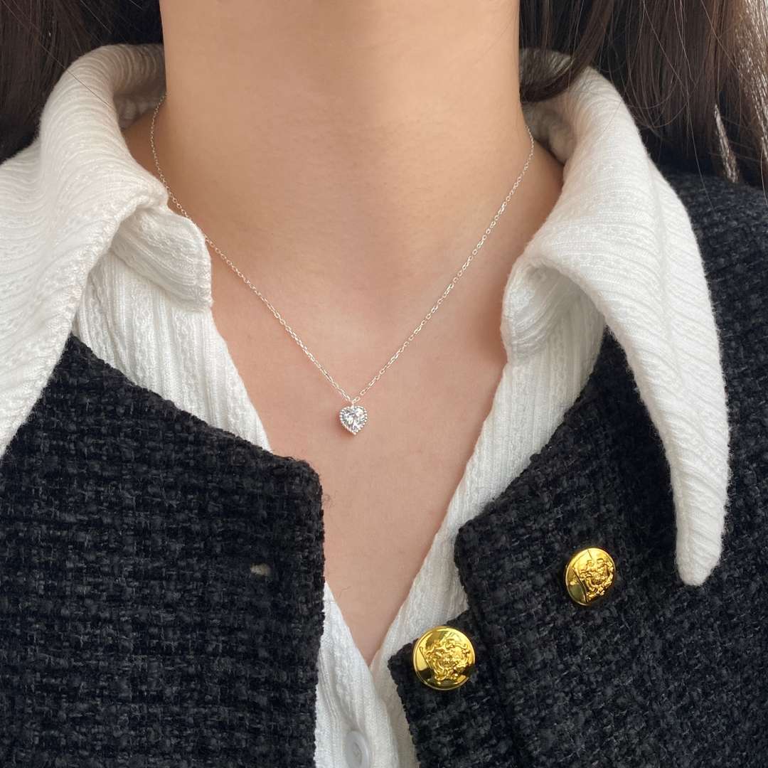 [Echo Fine ]Ornate Heart Shape Necklace