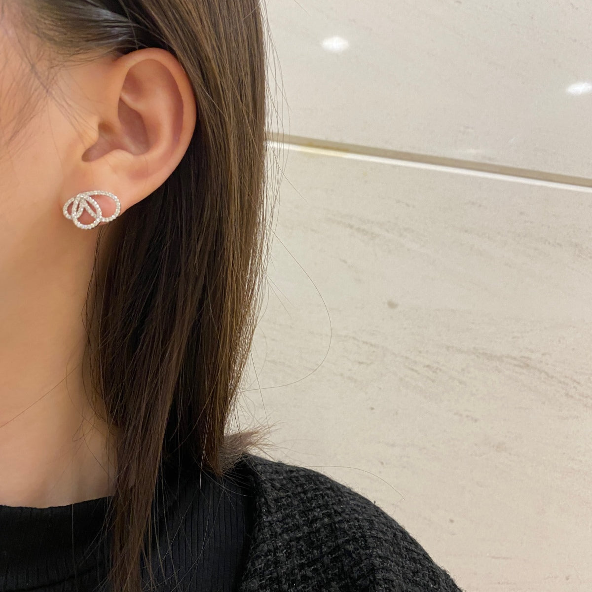[Echo Fine ]Exquisite Butterfly Shape Earrings