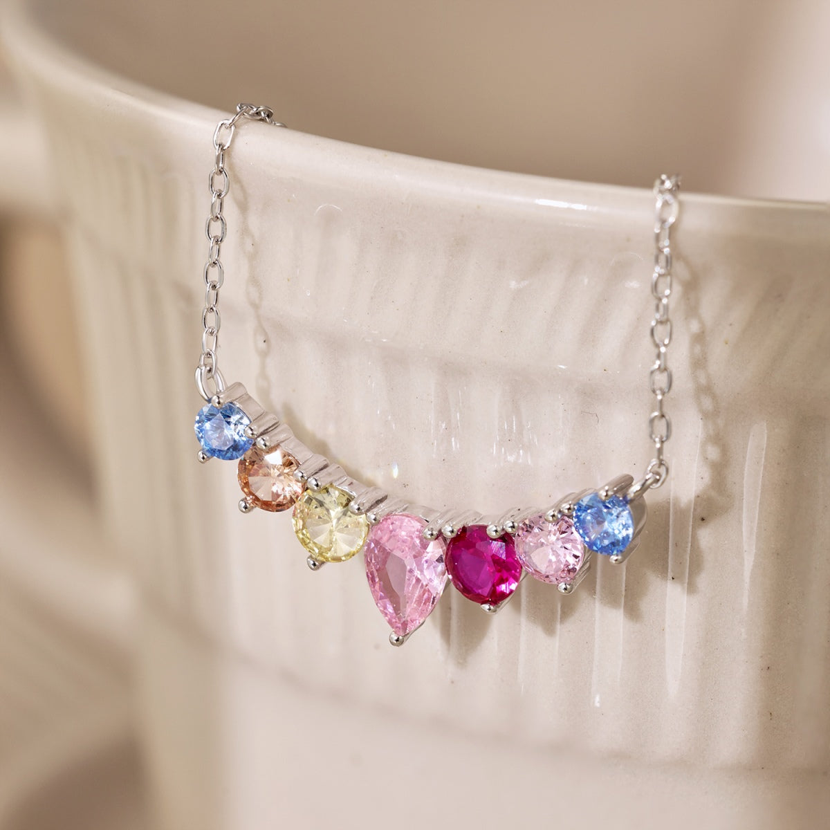 [Echo Fine ]Dainty Colorful Heart Necklace