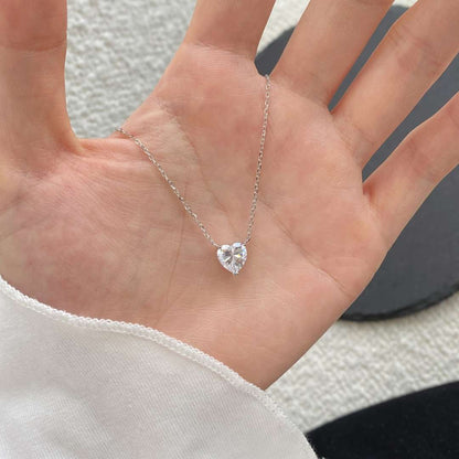 [Echo Fine ]Heart Shape Main Stone Pendant Collarbone Necklace