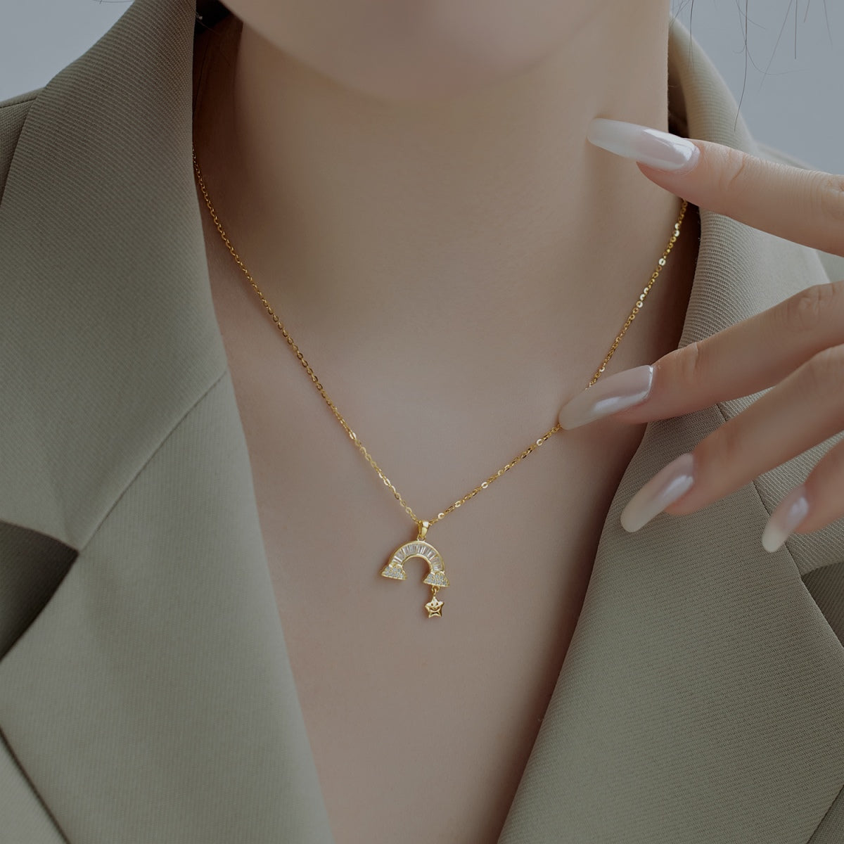 [Echo Fine ]Unique Rainbow Star Necklace