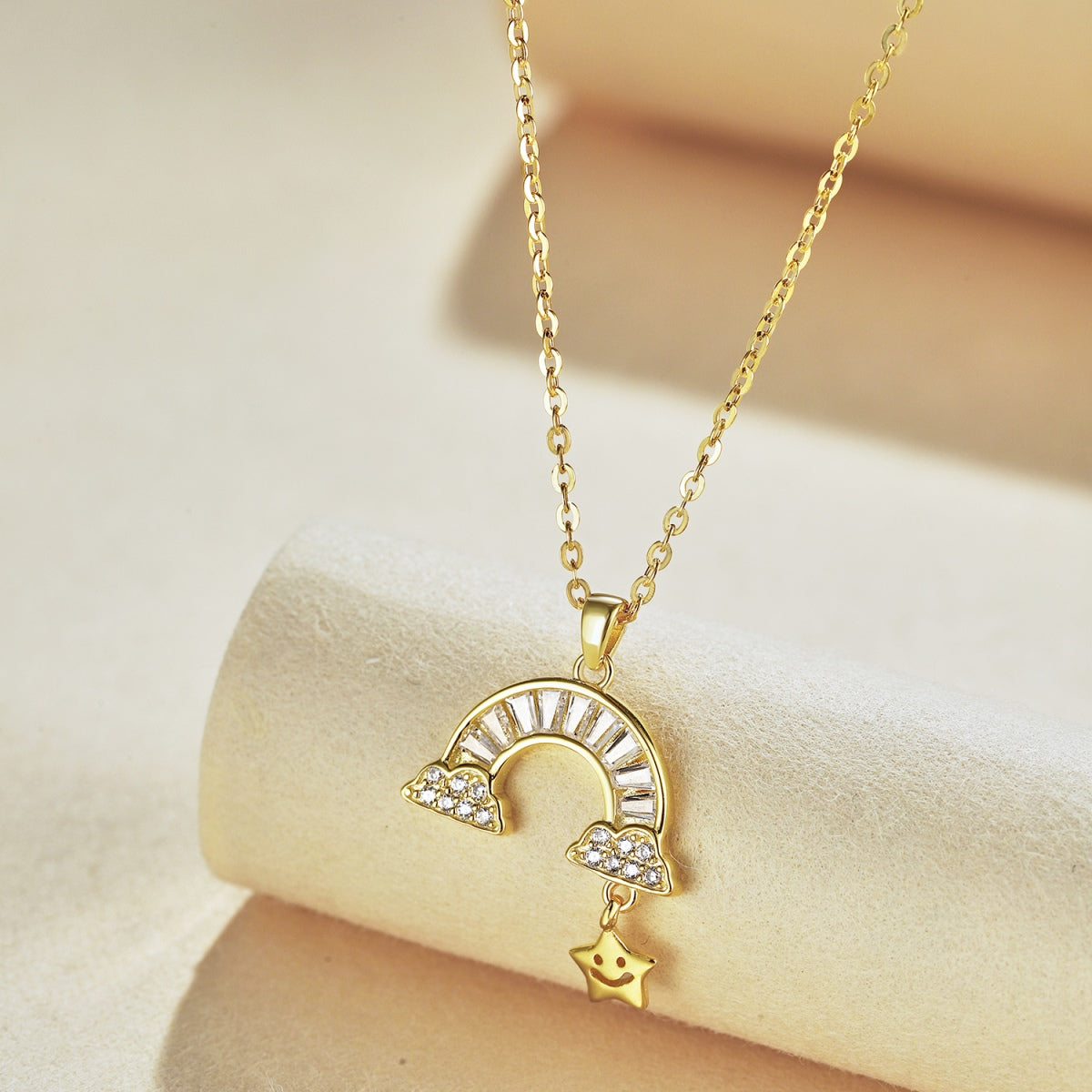 [Echo Fine ]Unique Rainbow Star Necklace