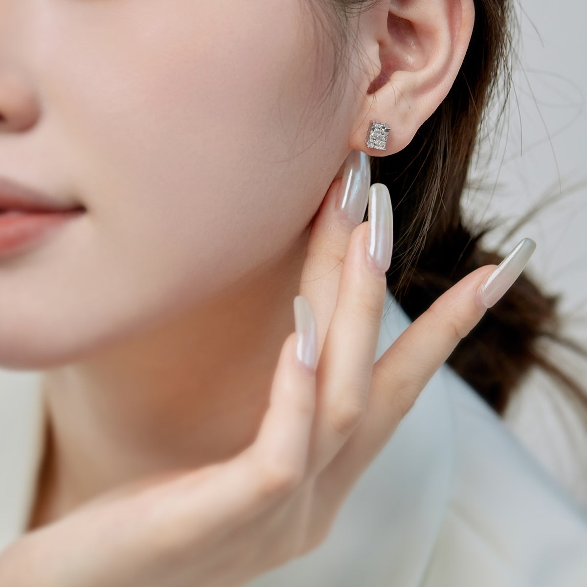 [Echo Fine ]Radiant Luxurious Princess Cut Daily Earrings