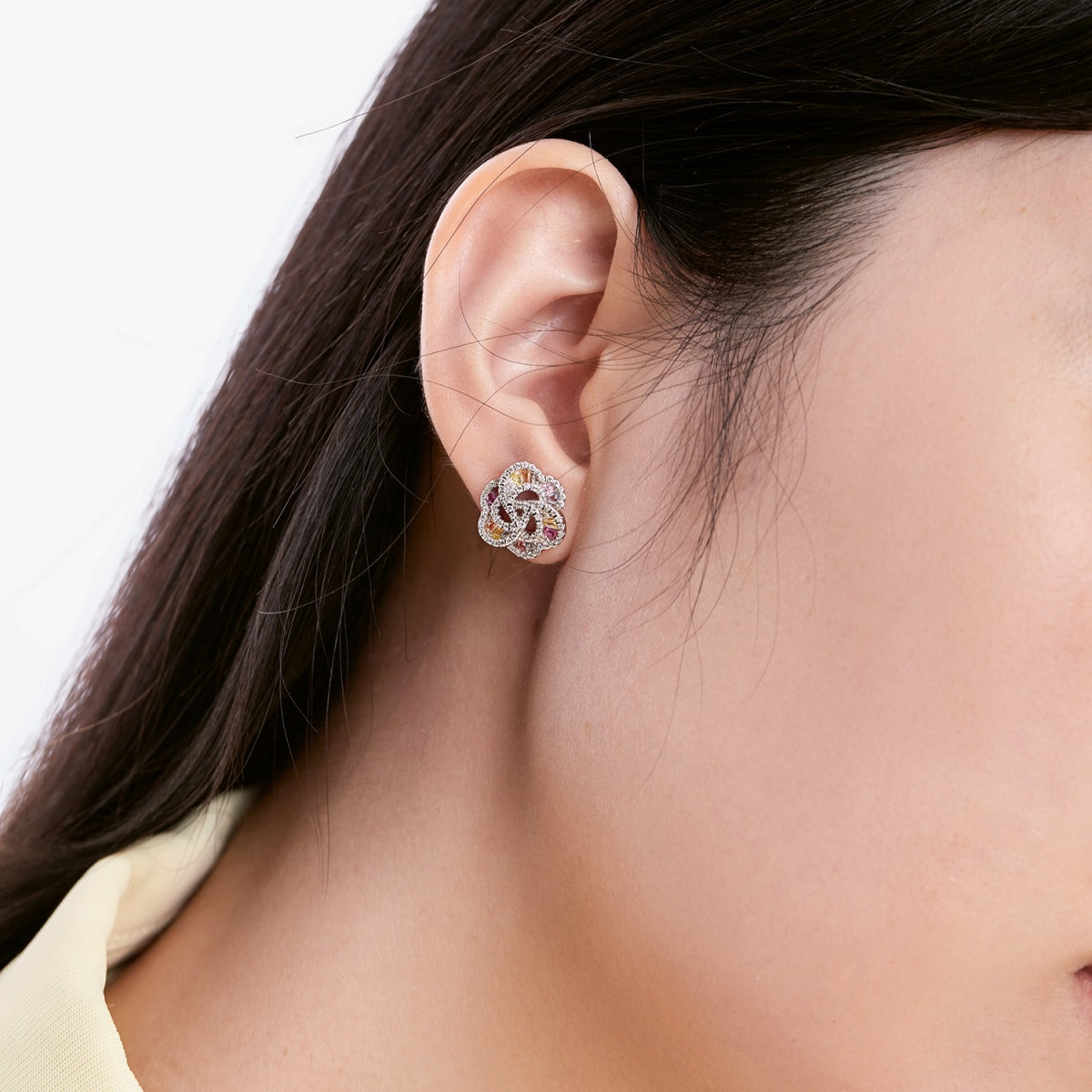 [Echo Fine ]Exquisite Flower Shape Daily Earrings