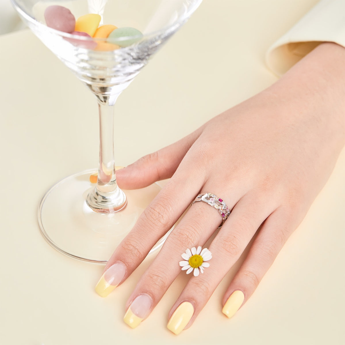 [Echo Fine ]Sparkling Vibrant Emerald Cut Daily Ring