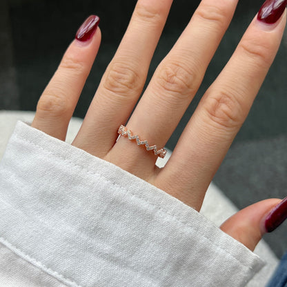 [Echo Fine ]Delicate Enchanting Wave Shape Daily Ring