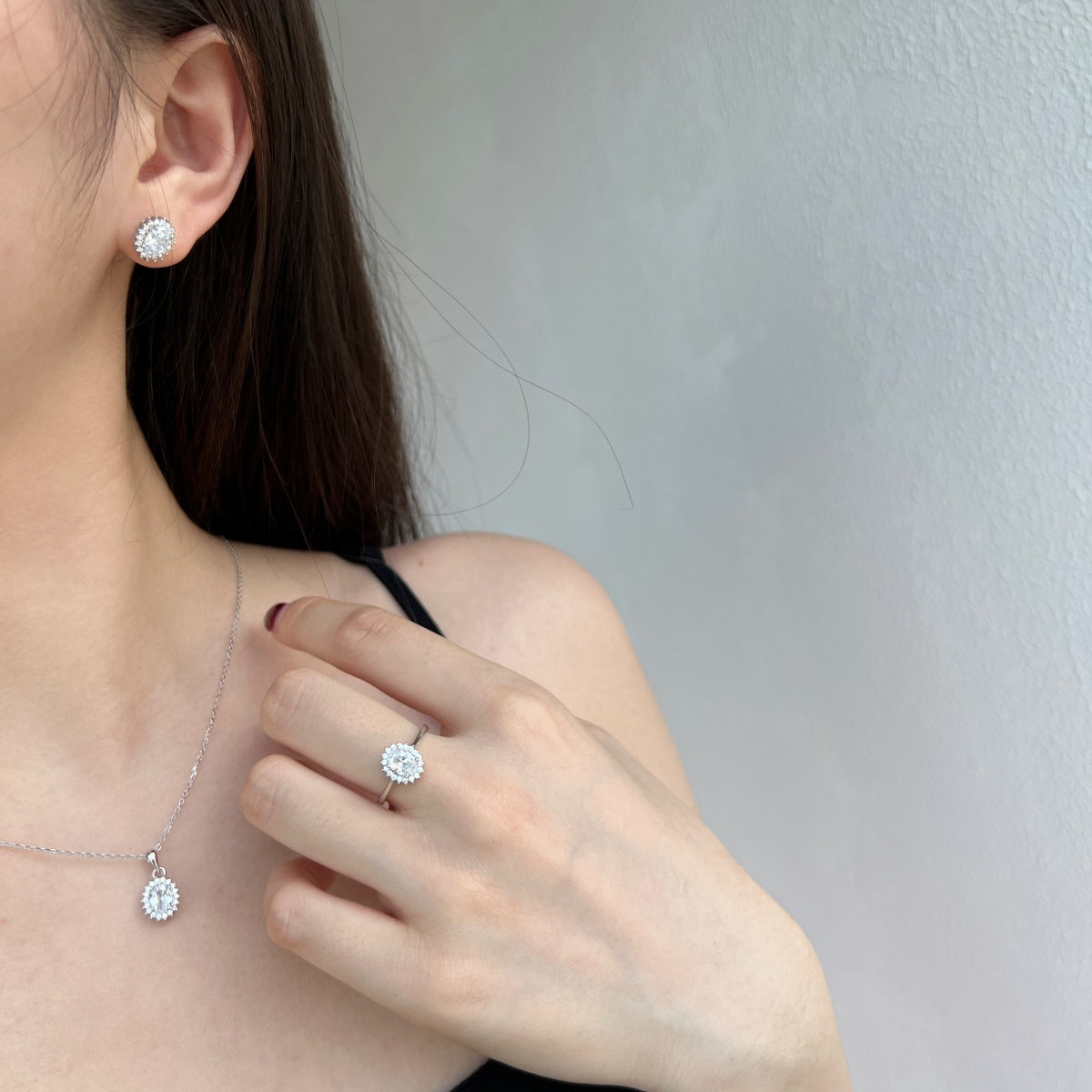 [Echo Fine ]Delicate Radiant Oval Cut Daily Earrings