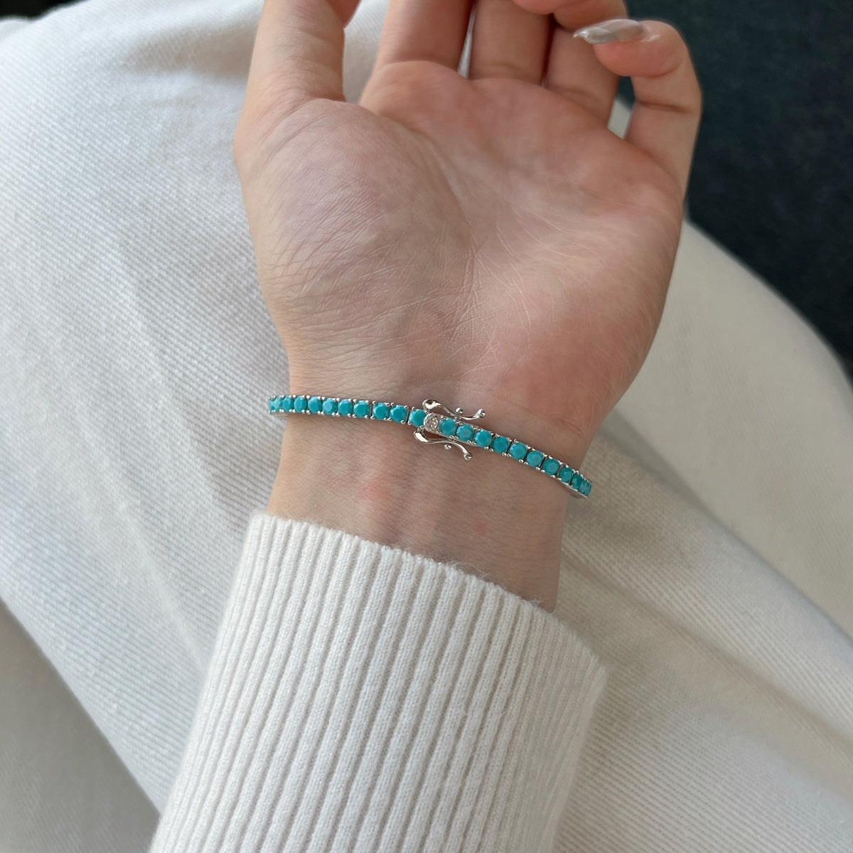 [Echo Fine ]Dainty Charming Round Cut Tennis Bracelet