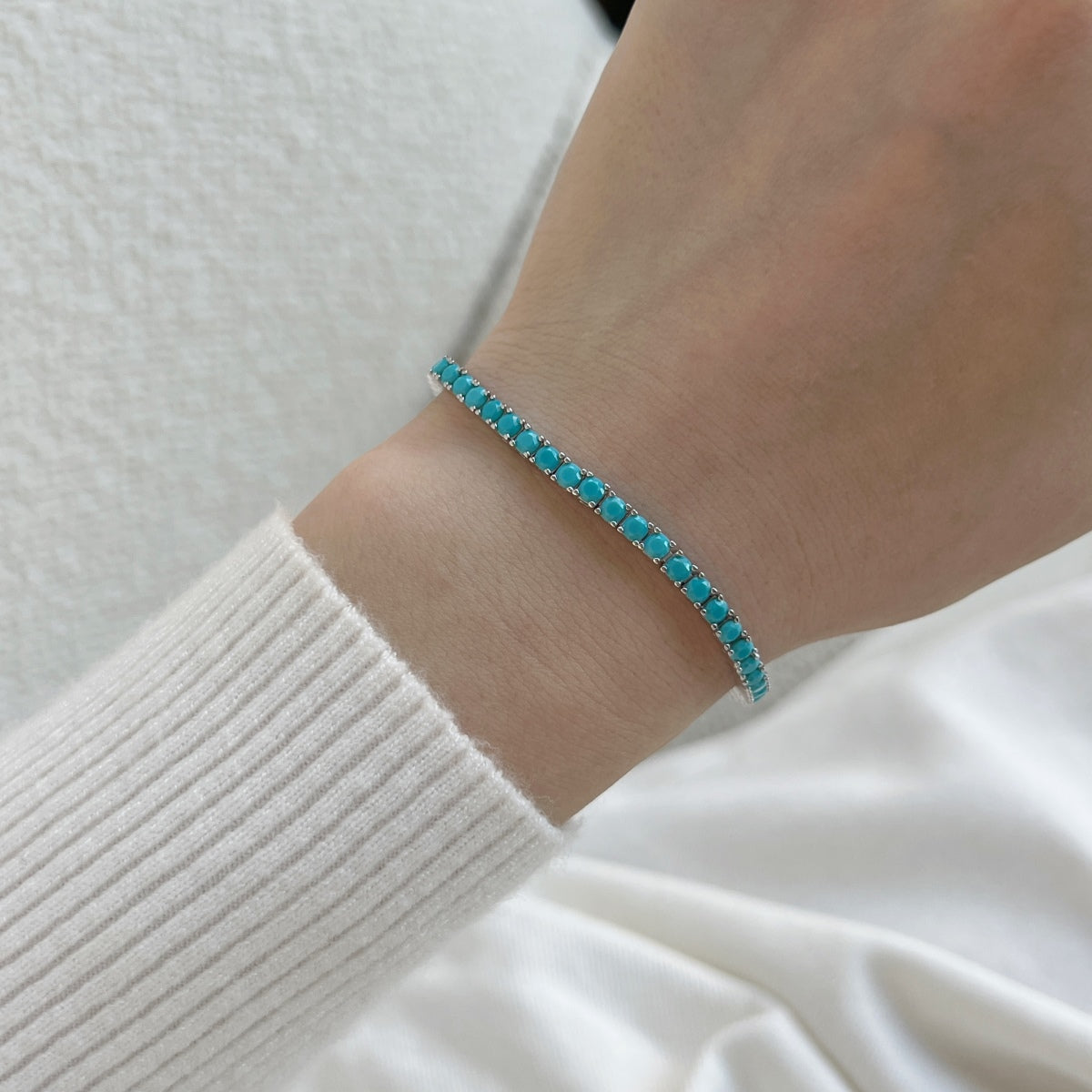 [Echo Fine ]Dainty Charming Round Cut Tennis Bracelet