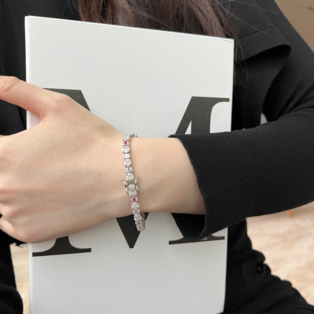 [Echo Fine ]Dazzling Radiant Multi Cut Daily Bracelet