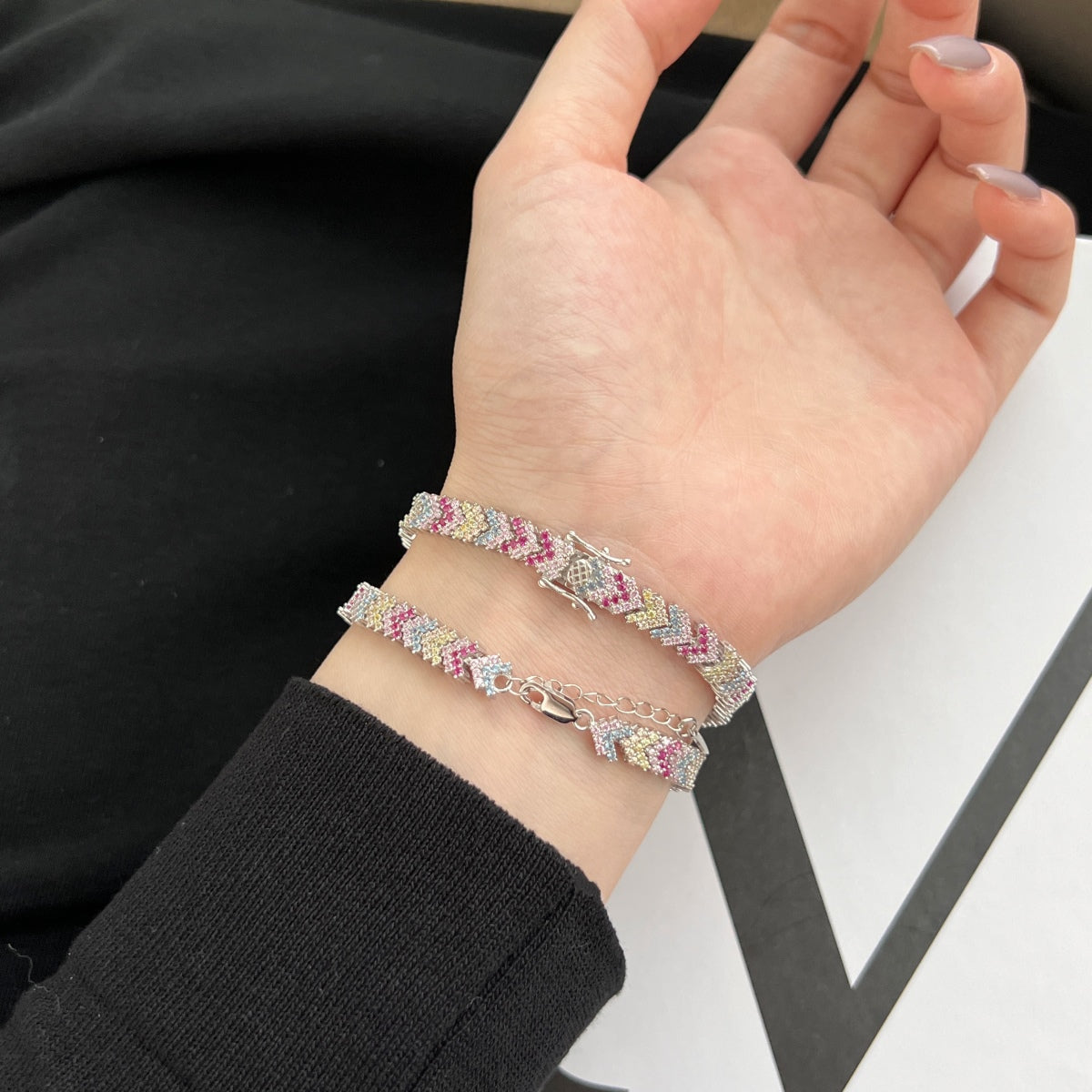 [Echo Fine ]Ornate Sparkling Round Cut Party Bracelet