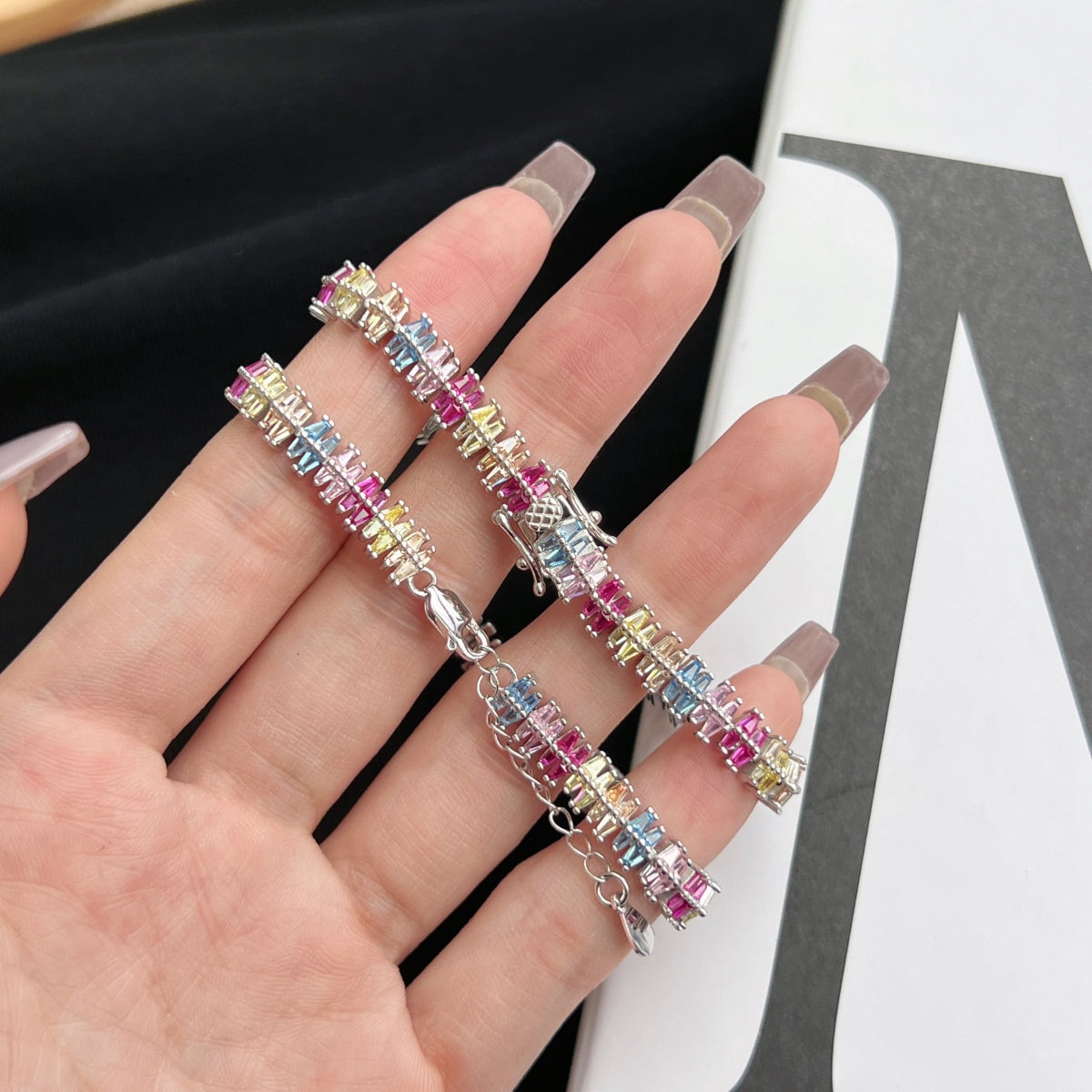 [Echo Fine ]Sparkling Exquisite Multi Cut Party Bracelet