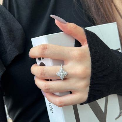 [Echo Fine ]Luxurious Colorful Flower Shape Banquet Ring