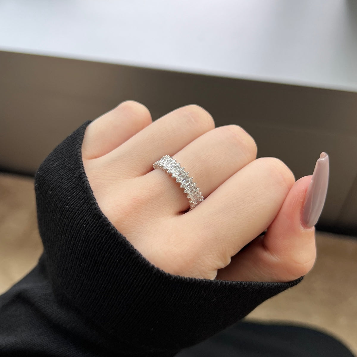 [Echo Fine ]Splashy Ornate Emerald Cut Cocktail Ring