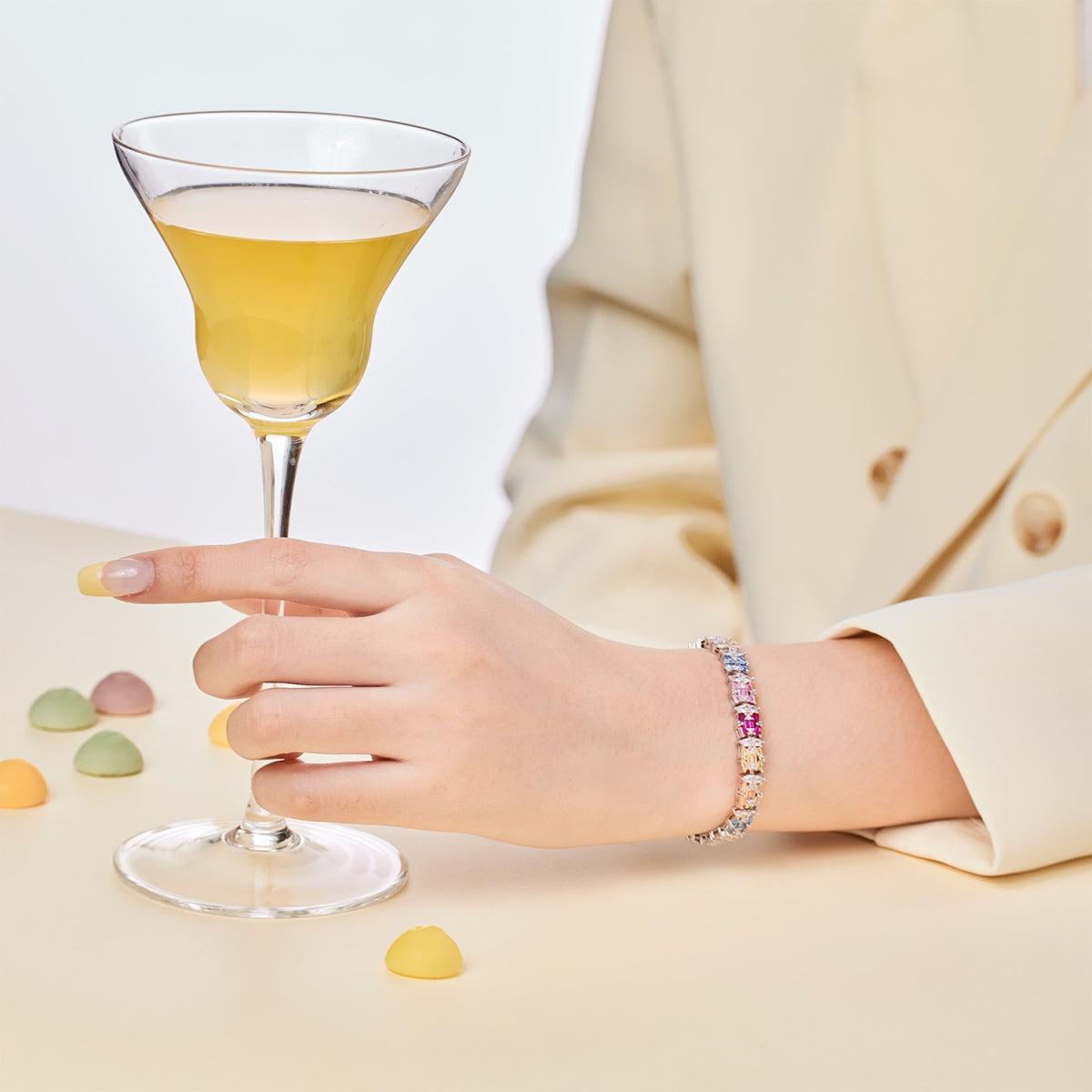 [Echo Fine ]Delicate Colorful Multi Cut Party Bracelet