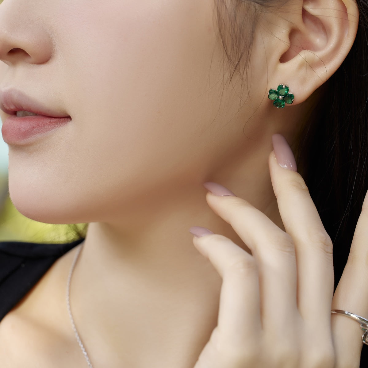 [Echo Fine ]Four-Leaf Clover Ball Earrings