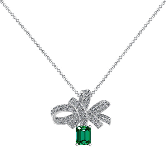 [Echo Fine ]Luxurious Flower Shape Emerald Cut Necklace