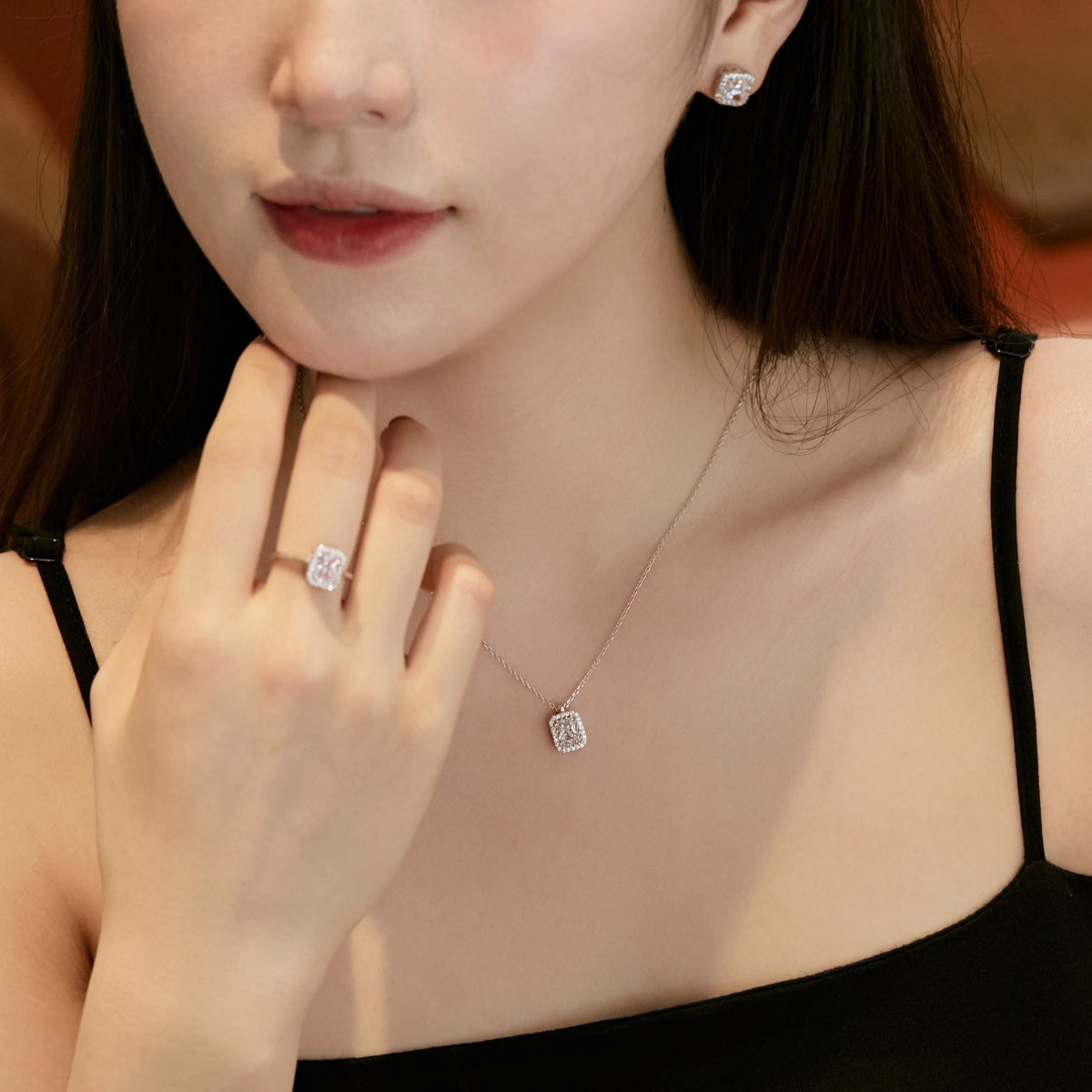 [Echo Fine ]1.0 Carat Luxurious Dainty Emerald Cut Daily Earrings