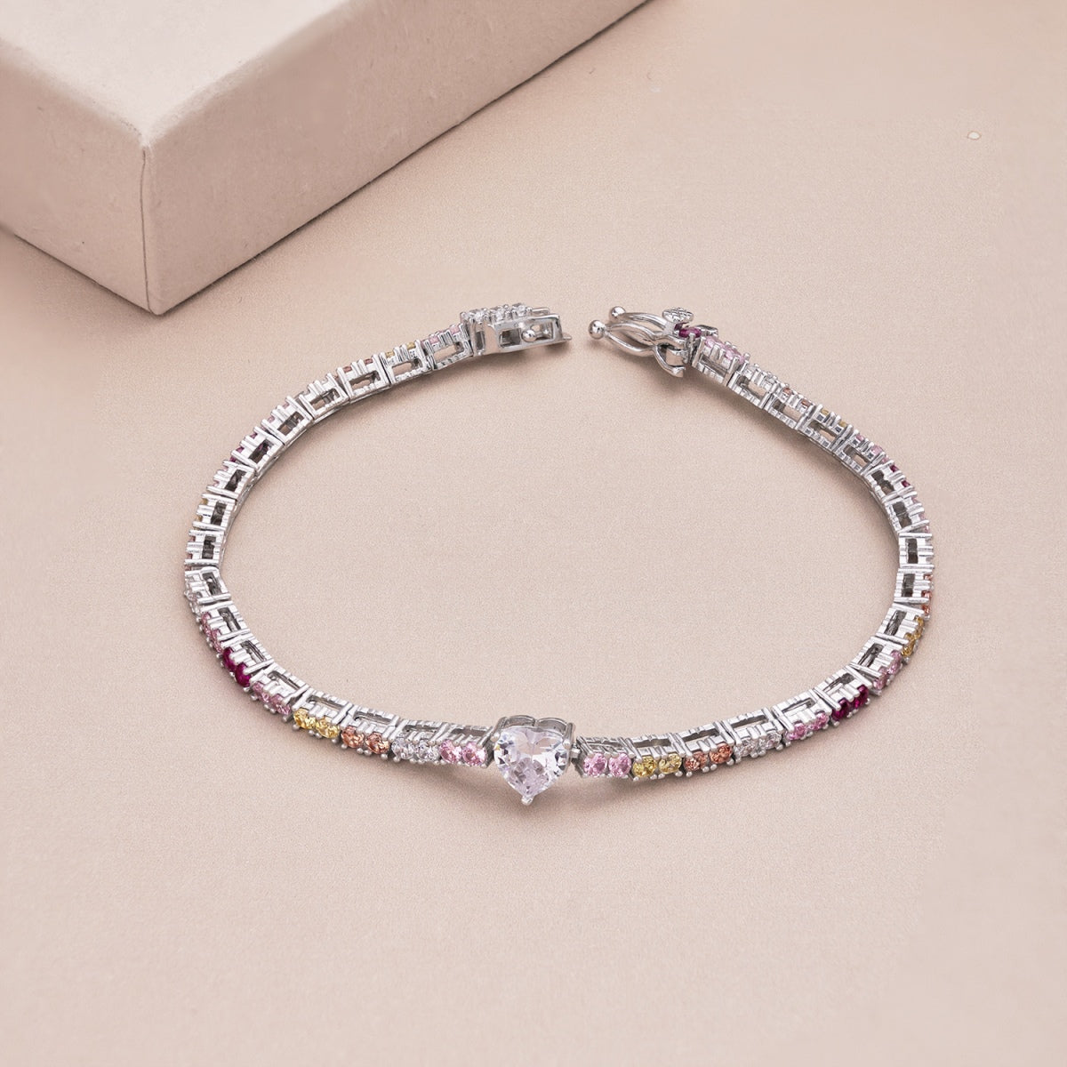 [Echo Fine ]Delicate Romantic Heart Shape Lover Bracelet