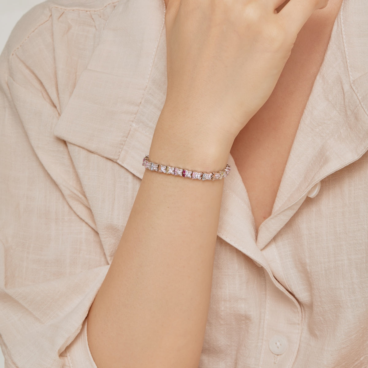 [Echo Fine ]Unique Colorful Flower Shape Daily Bracelet