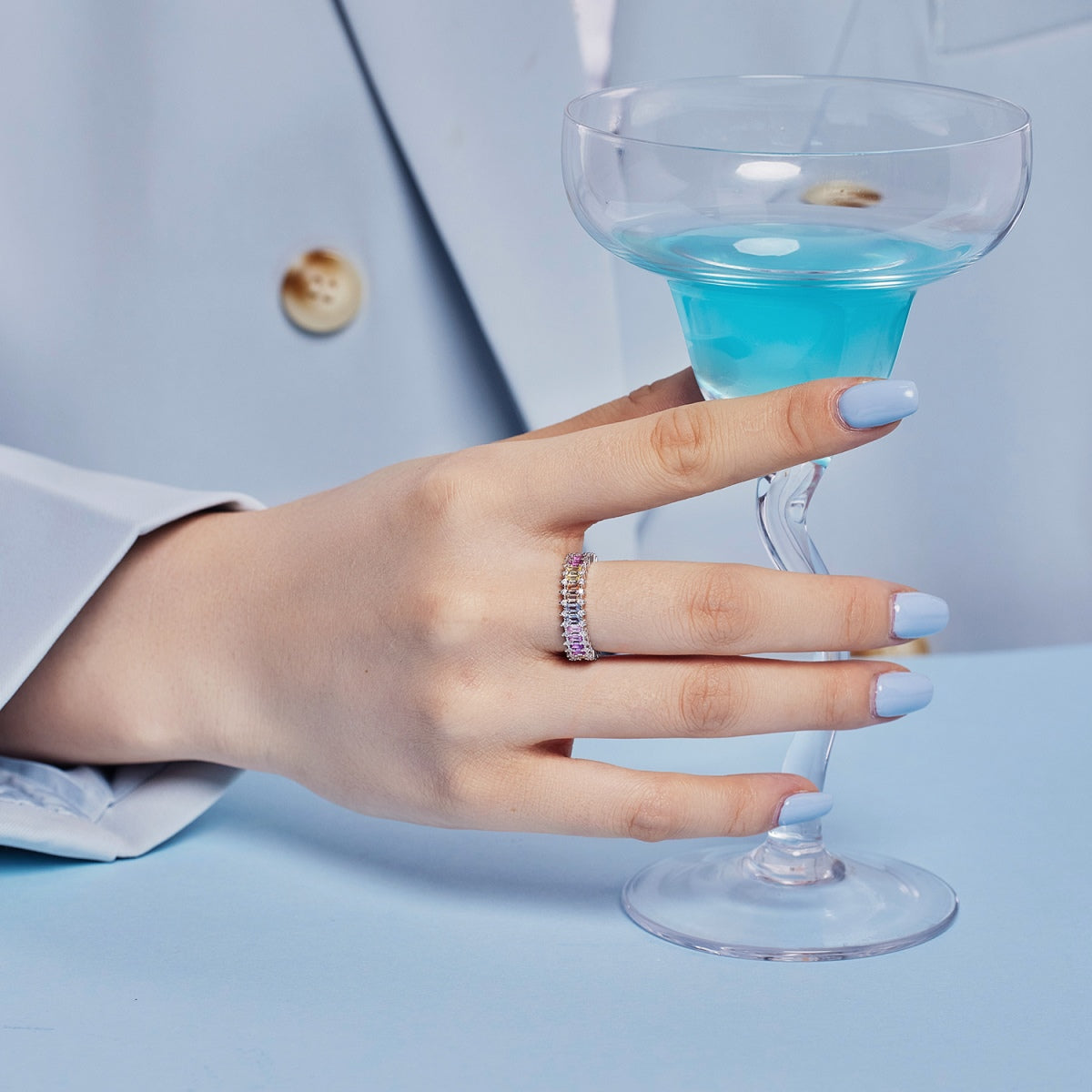[Echo Fine ]Splashy Ornate Emerald Cut Cocktail Ring