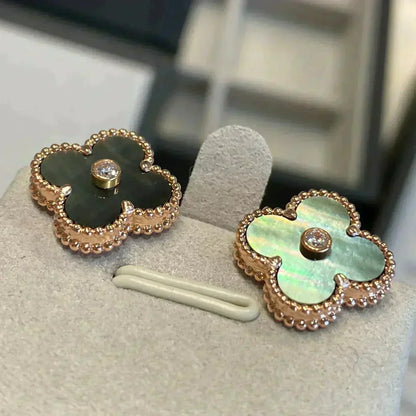 [Echo Fine ]CLOVER MEDIUM 1 MOTIFS GRAY MOP  DIAMOND EARRINGS