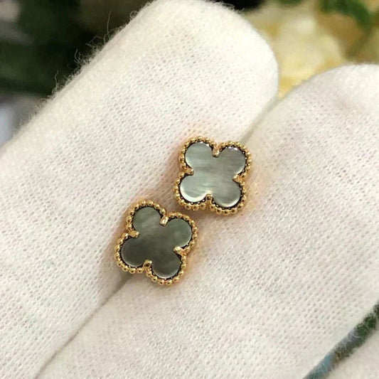 [Echo Fine ]CLOVER MINI 9.5MM GRAY MOP EARRINGS