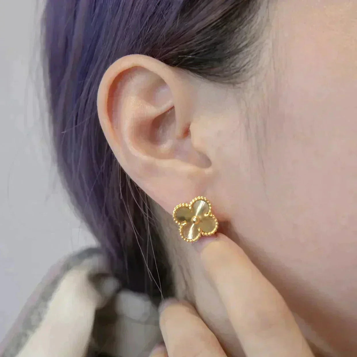 [Echo Fine ]CLOVER MEDIUM 1 MOTIFS LASER EARRINGS