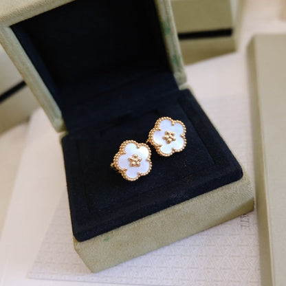 [Echo Fine ]LUCKY PINK GOLD WHITE MOP EARRINGS