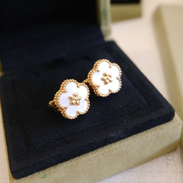 [Echo Fine ]LUCKY PINK GOLD WHITE MOP EARRINGS