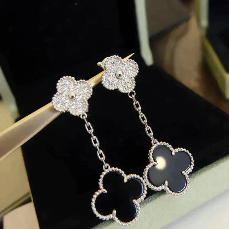 [Echo Fine ]CLOVER 2 MOTIFS  DIAMOND ONYX EARRINGS SILVER