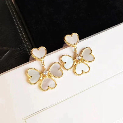 [Echo Fine ]CLOVER SWEET WHITE MOP EARRINGS