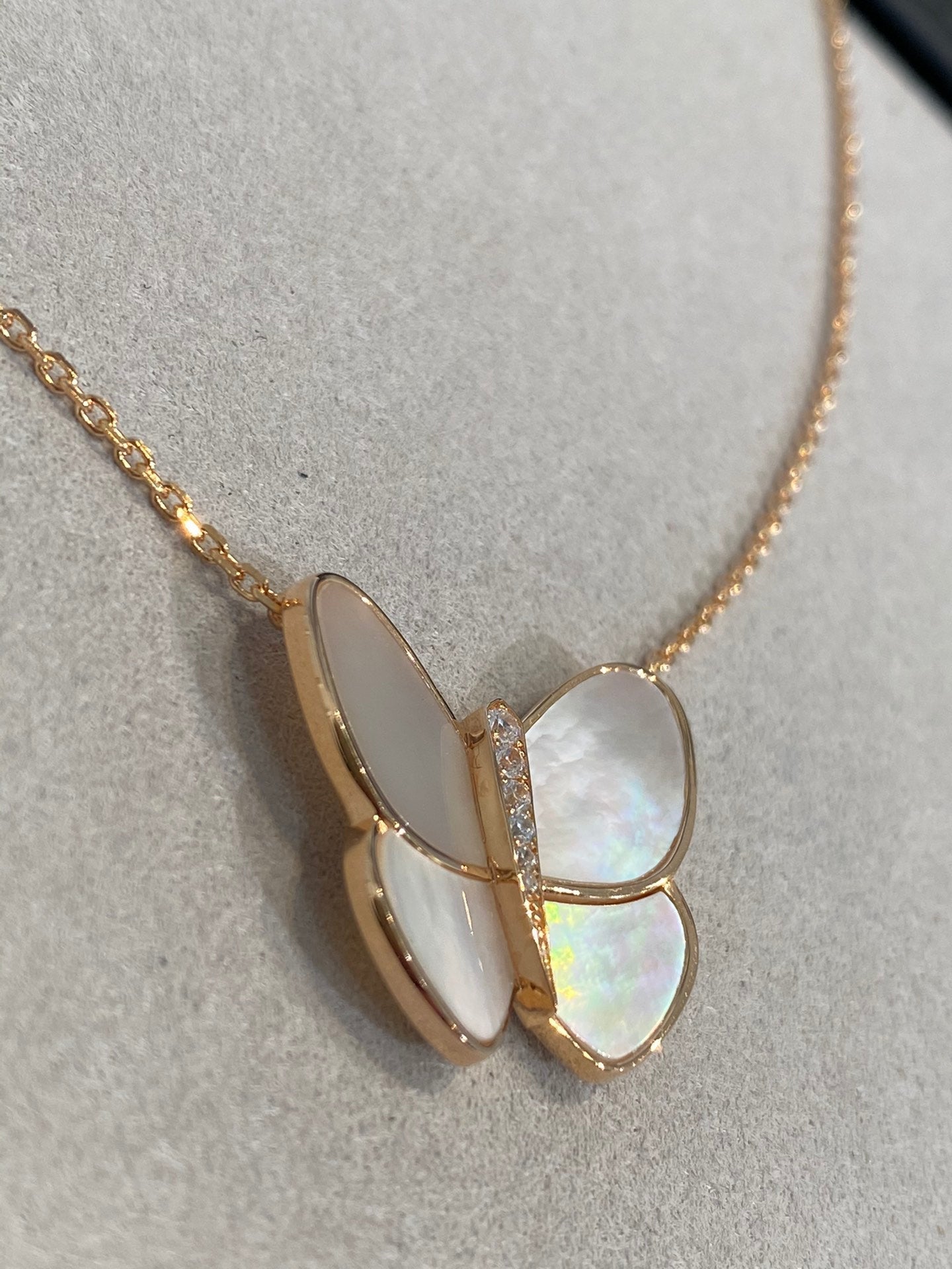 [Echo Fine ]BUTTERFLY GOLD MOP DIAMOND NECKLACE